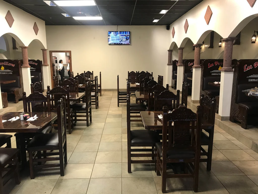 Los Parrilleros Mexican Grill - Muebles MF Imports