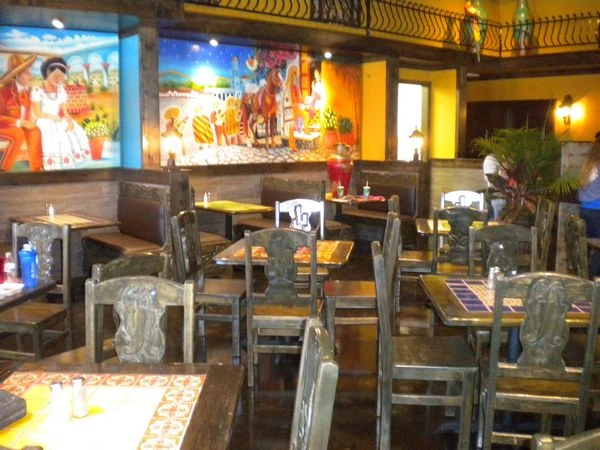 Papa Nachos fine Mexican food - Muebles MF Imports