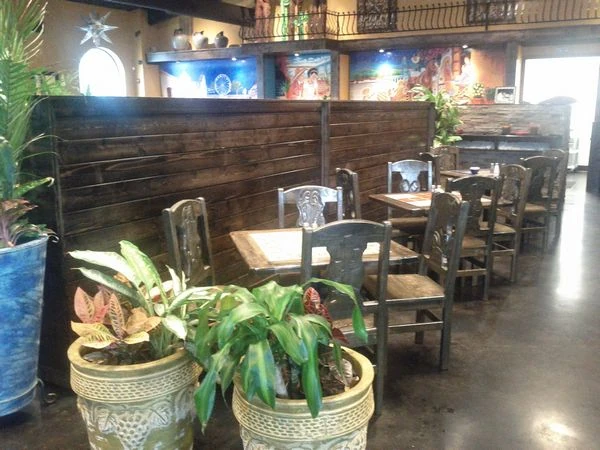 Papa Nachos fine Mexican food - Muebles MF Imports